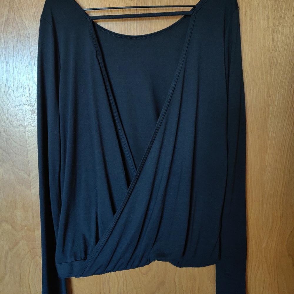 F21 open-back athletic top